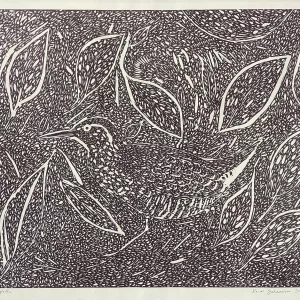 Ave - Xilografía - Randi Johansson, si quieres comprar un grabado de xilografia online esta es la mejor opción una obra de un ave con tonos oscuros camuflada